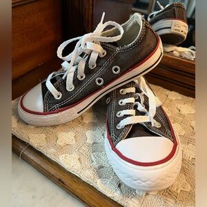 CONVERSE All Star Low Lace Up Sneaker Black White and Red  Girls Size 11
